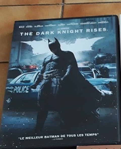 DVD Batman The Dark Knight film ciné TV série 2 Fèves (57)