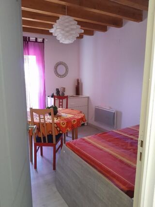  Chambre à louer 6 pièces 270 m² Puzieux