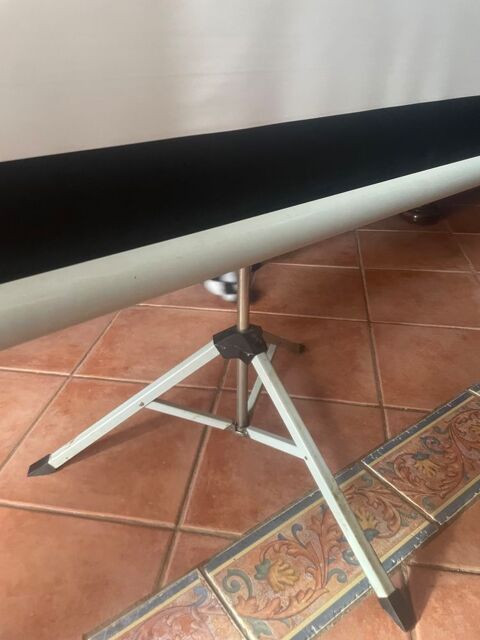 �cran sur pieds 48 Saint-Quentin-la-Tour (09)