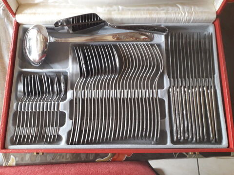 Ménagère  complète de 50 pièces en inox 50 Vertus (51)