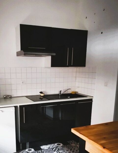   CAVAILLON Centre, studio 25 m2 rénové, 395 € charges compris Appartement - 1 pièce(s) - 25 m²
