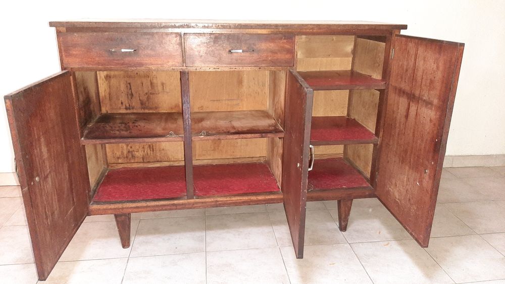 Buffet ancien en bois massif 136 cm - 3 portes et 2 tiroirs Meubles