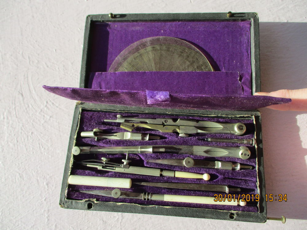 Boite compas S.G.D.G. de 1950 