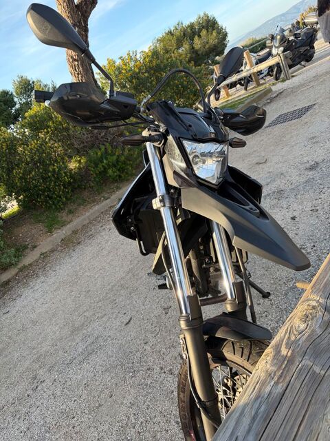 Moto YAMAHA 2010 occasion Marseille 13004