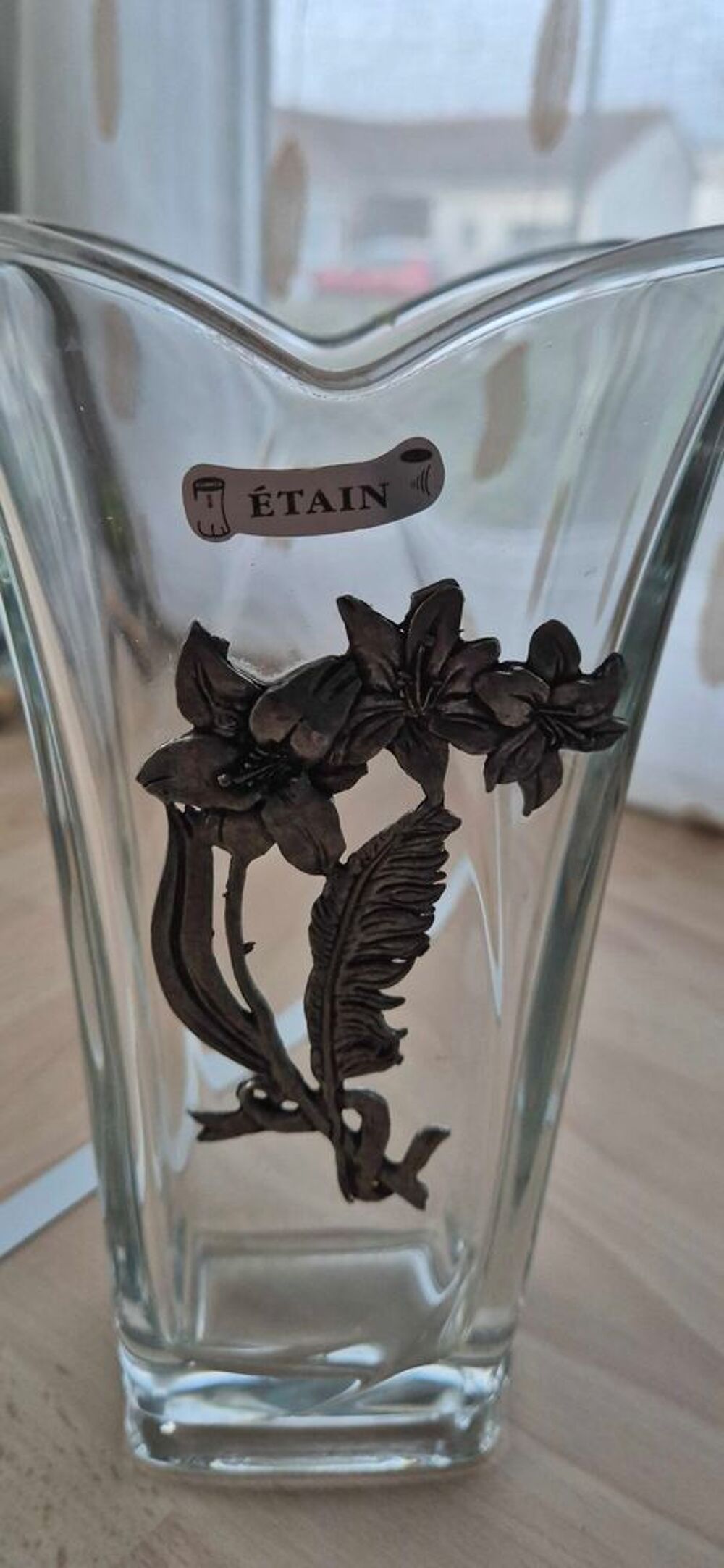 Vase+en+verre+fleur+en+&eacute;tain Décoration