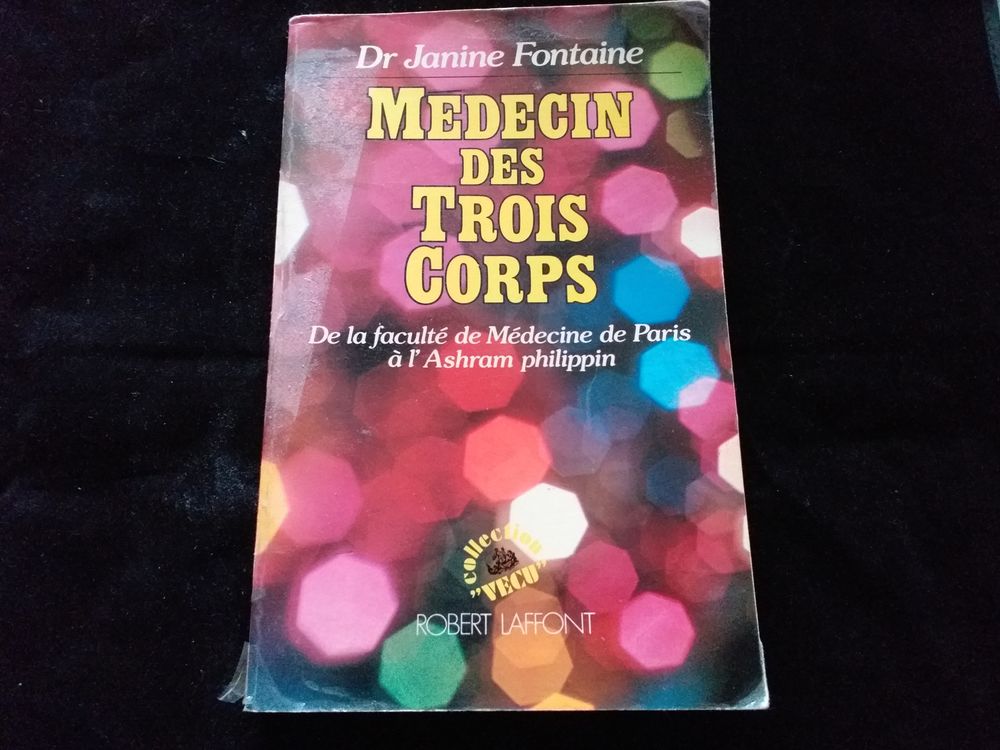 livre, M&eacute;decin des trois corps Livres et BD