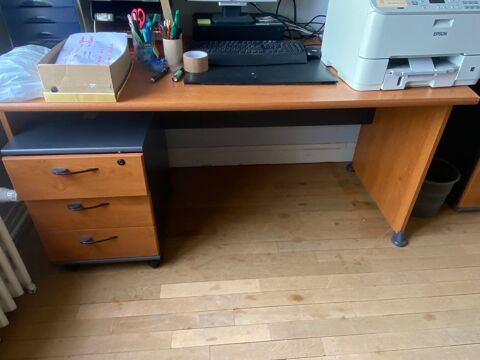 Bureau et deux meubles 40 Le Mans (72)