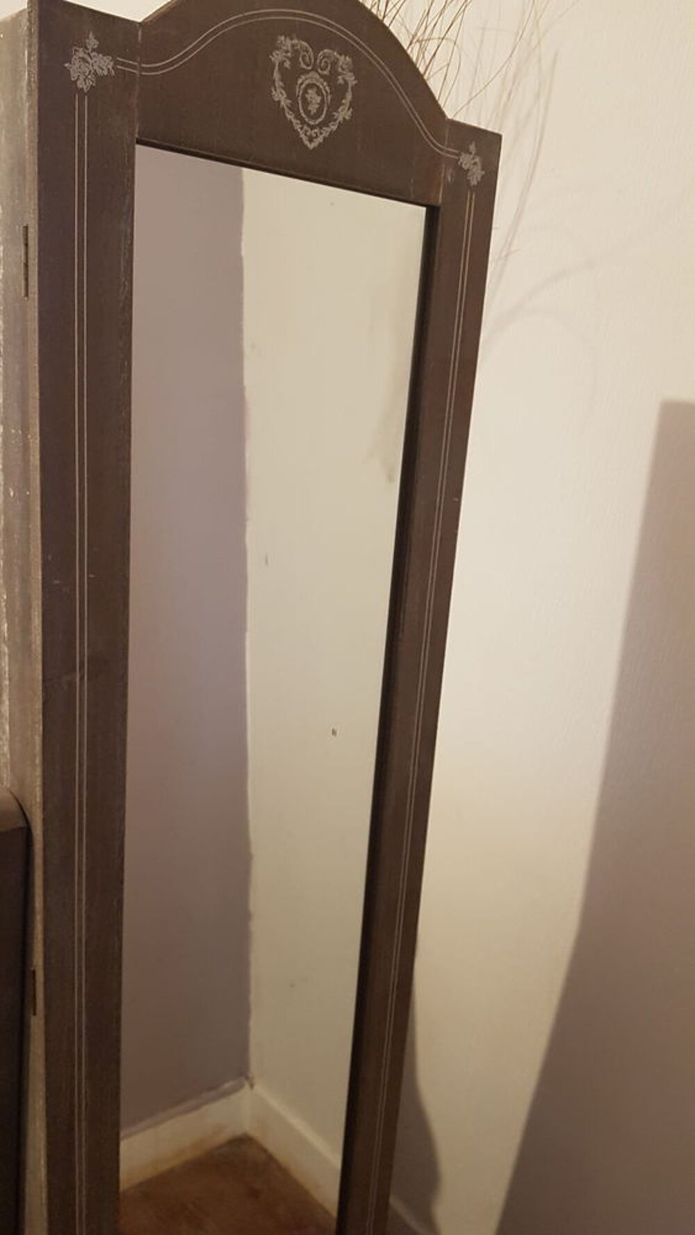 armoire &agrave; bijoux miroir Maisons du Monde mod&egrave;le camille Meubles
