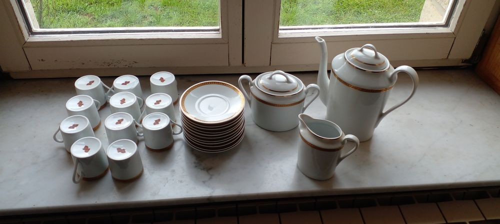 Service &agrave; caf&eacute; Cuisine