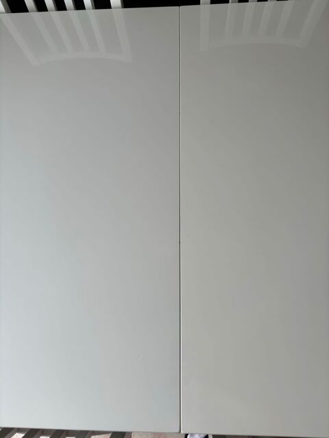 Table à  manger blanche pouvant faire 1m de long jusqu'à  2m70 IKEA Bruz (35)