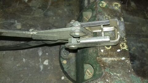 pince denude  fils 10 Meyzieu (69)