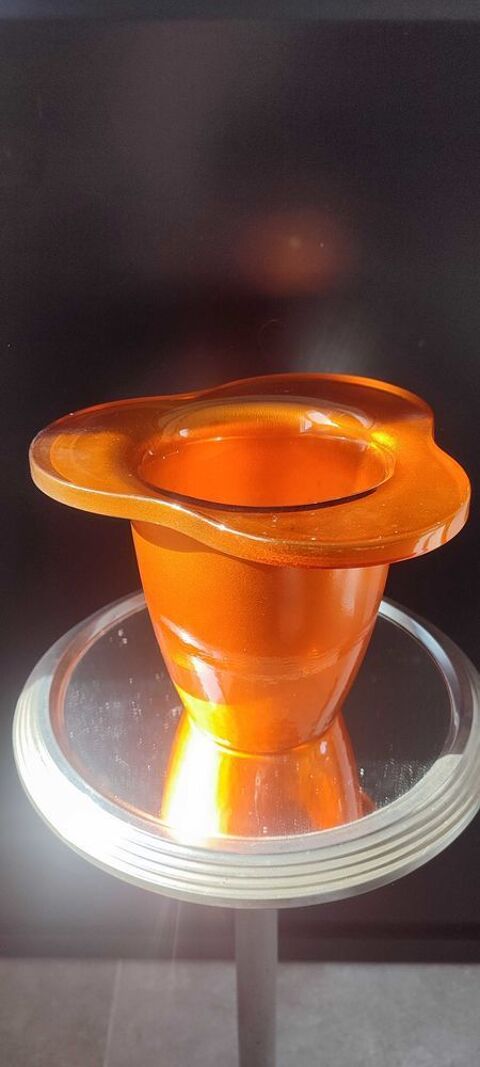 Vase vintage en verre orange iris� design ann�es 70 60 Clermont (60)