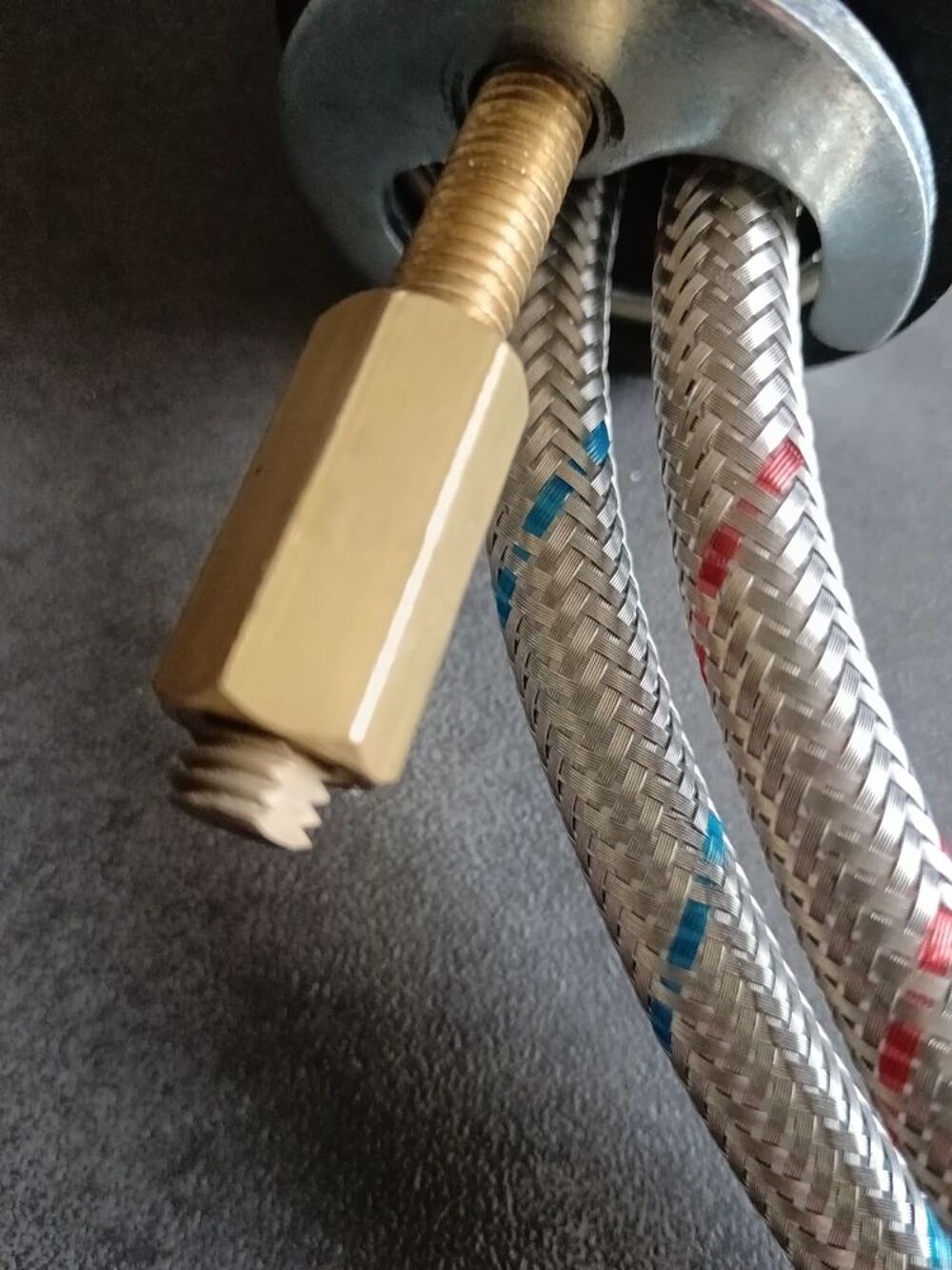 Mitigeur d'&eacute;vier LUSINA
Bricolage