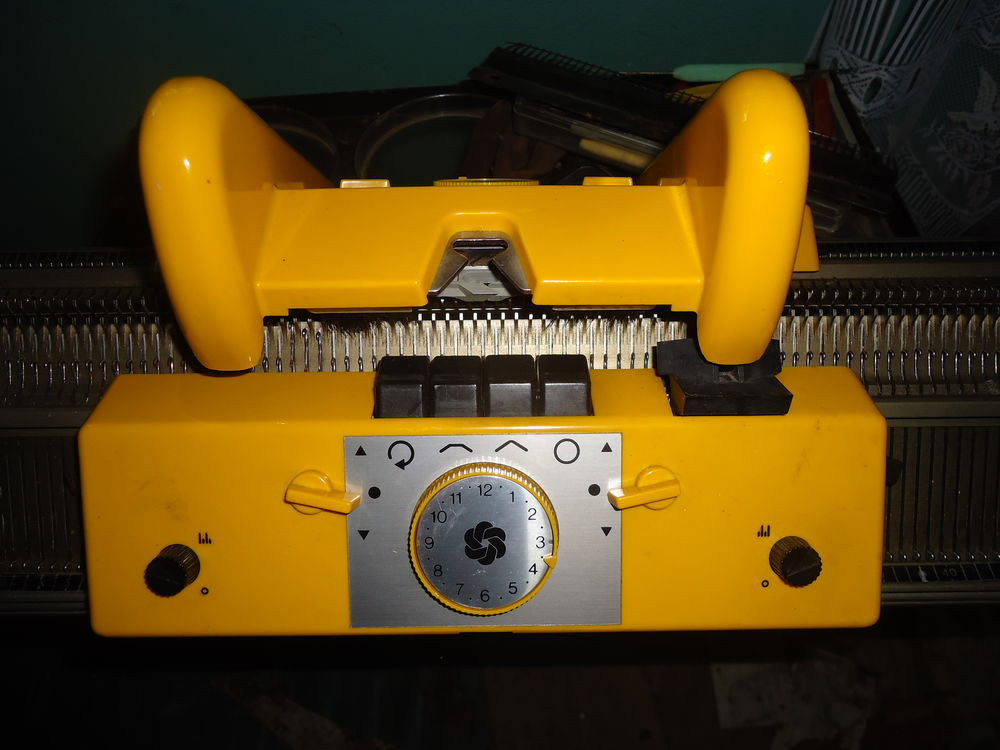 Machine &agrave; tricoter Phildar 