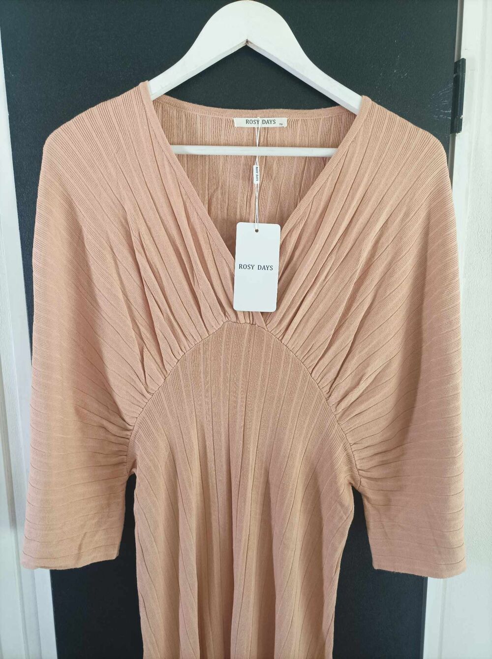 ROBE ORANGE PALE ROSY DAYS TAILLE UNIQUE 
Vêtements