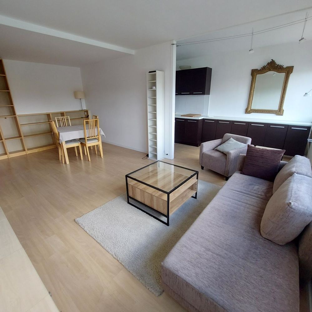 Location Appartement Appartement type 2 meublé avec parking extérieur Reims