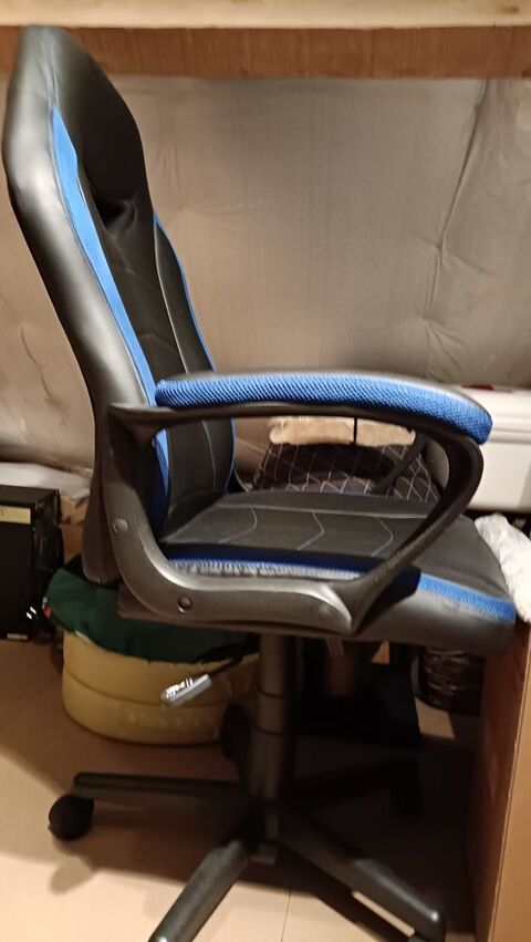 Fauteuil gamer bleu neuf 30 Lanester (56)