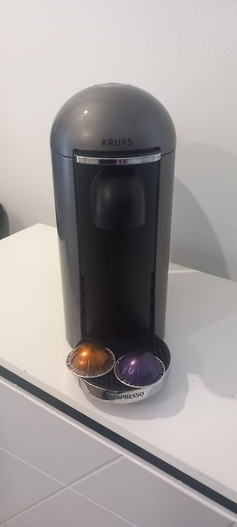 Nespresso vertuo dosette en parfait &eacute;tat Electroménager