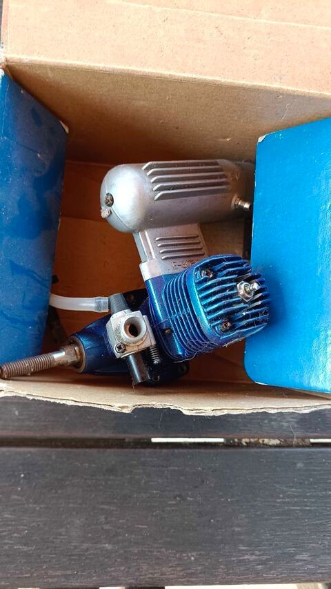 télécommande modélisme et servos 110 Lespignan (34)