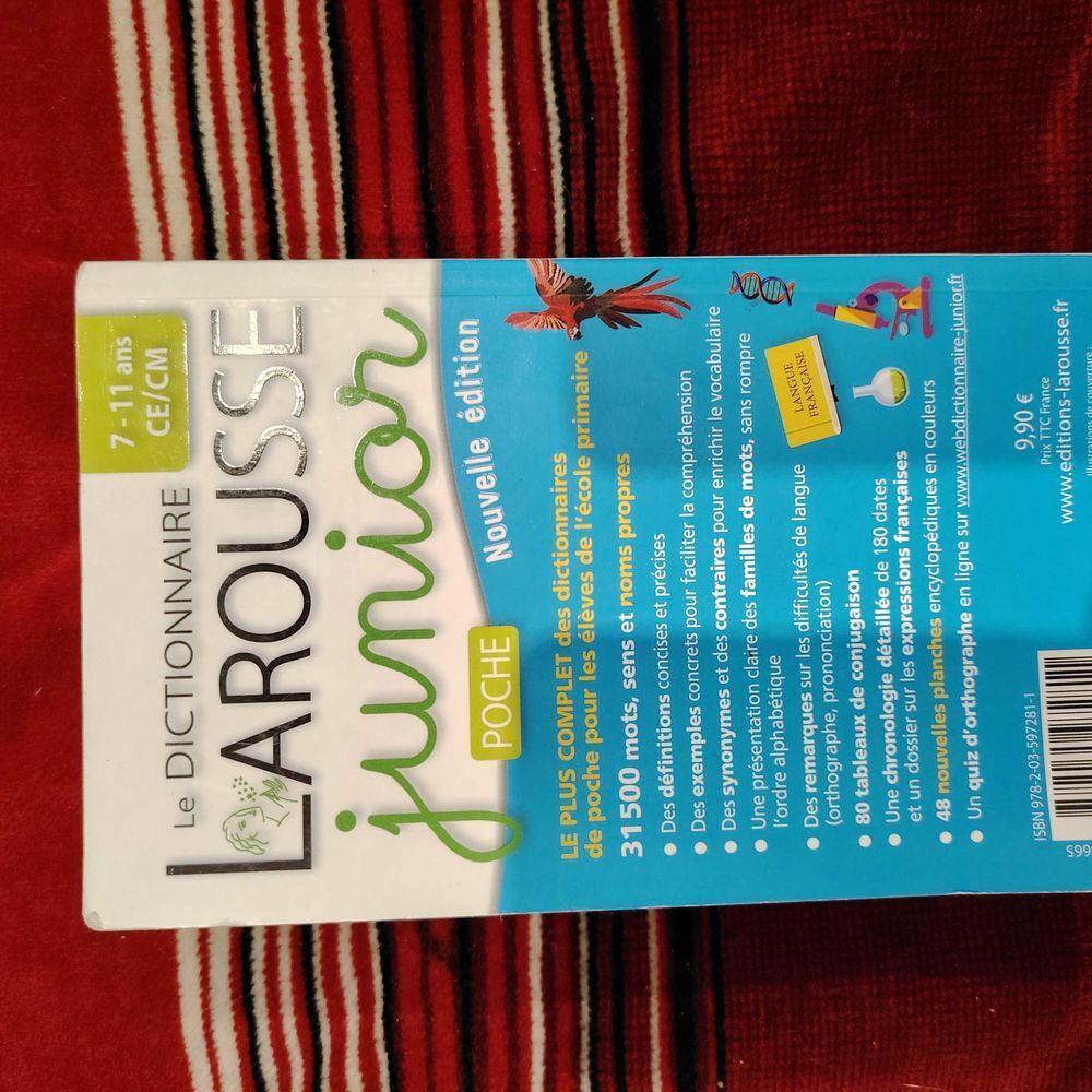 LAROUSSE JUNIORS Livres et BD