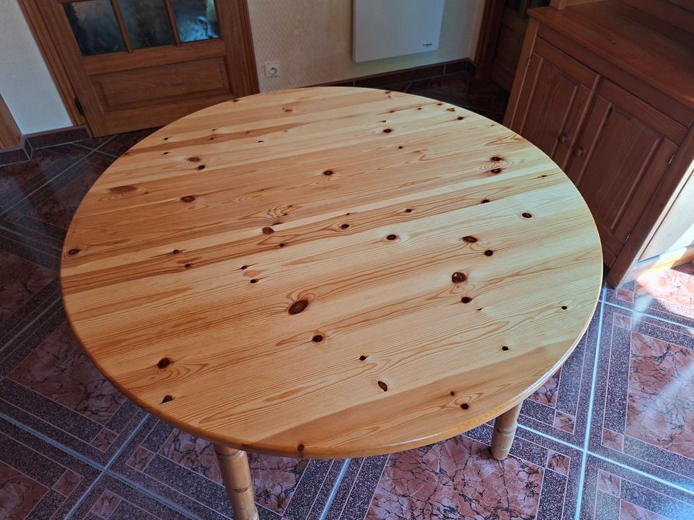 TABLE DE CUISINE/S&Eacute;JOUR RONDE, EN PIN MASSIF, AVEC RALLONGE Meubles