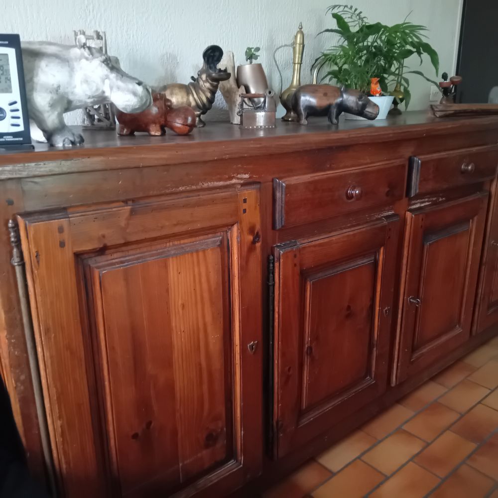Salle &agrave; manger Meubles