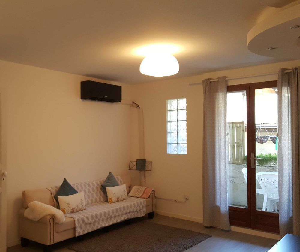 Vente Immeuble IMMEUBLE ENTIER A LAVELANET CENTRE-VILLE A 60Km de TOULOUSE-NEGOCIABLE Toulouse