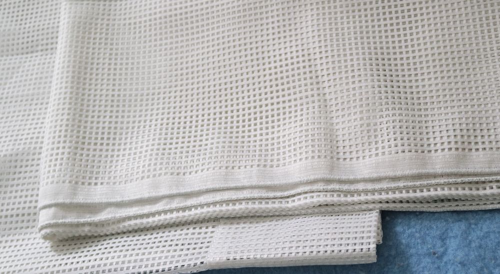 LOT de 2 rideaux blancs Décoration