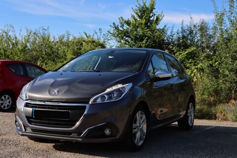 Peugeot 208 1.6 BlueHDi 100ch BVM5 Style