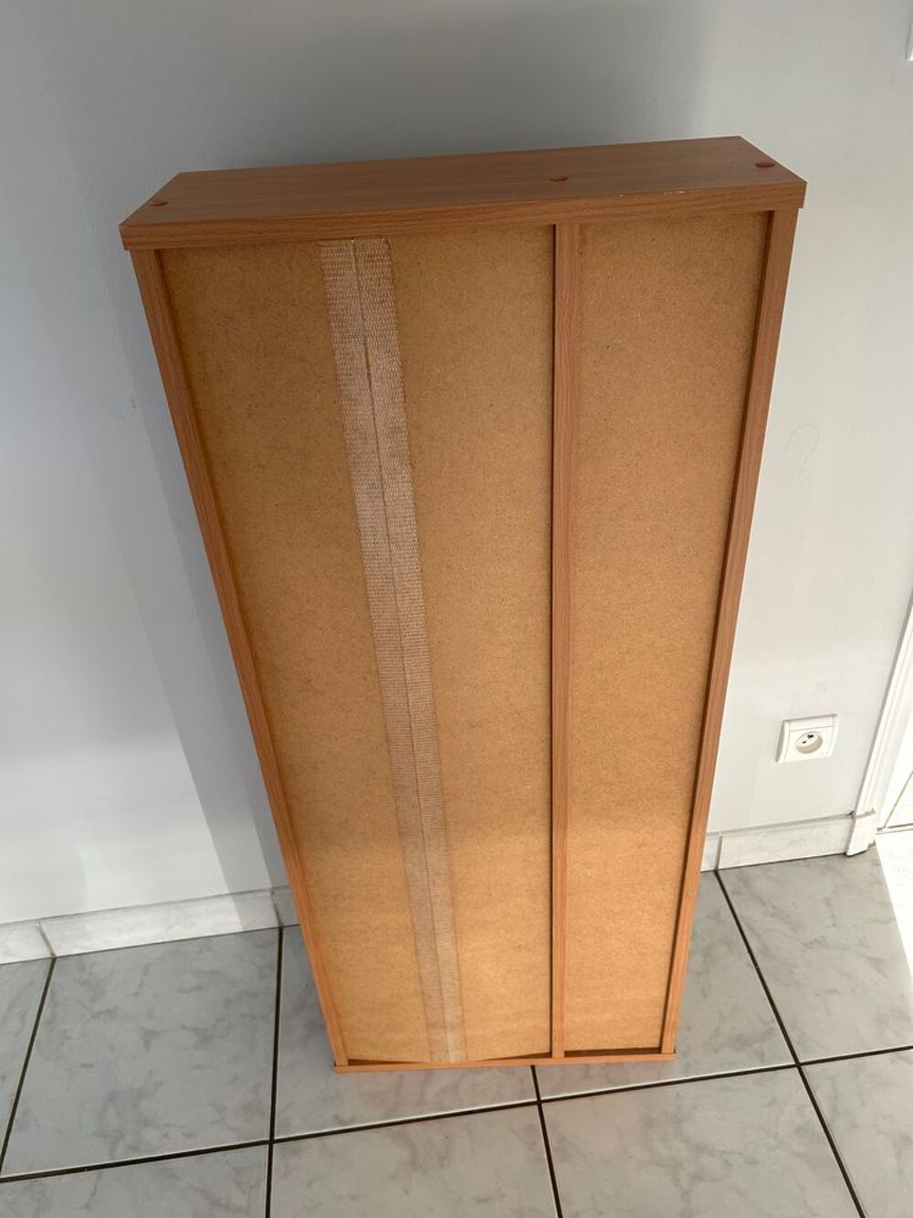 Etag&egrave;re avec range CD Meubles