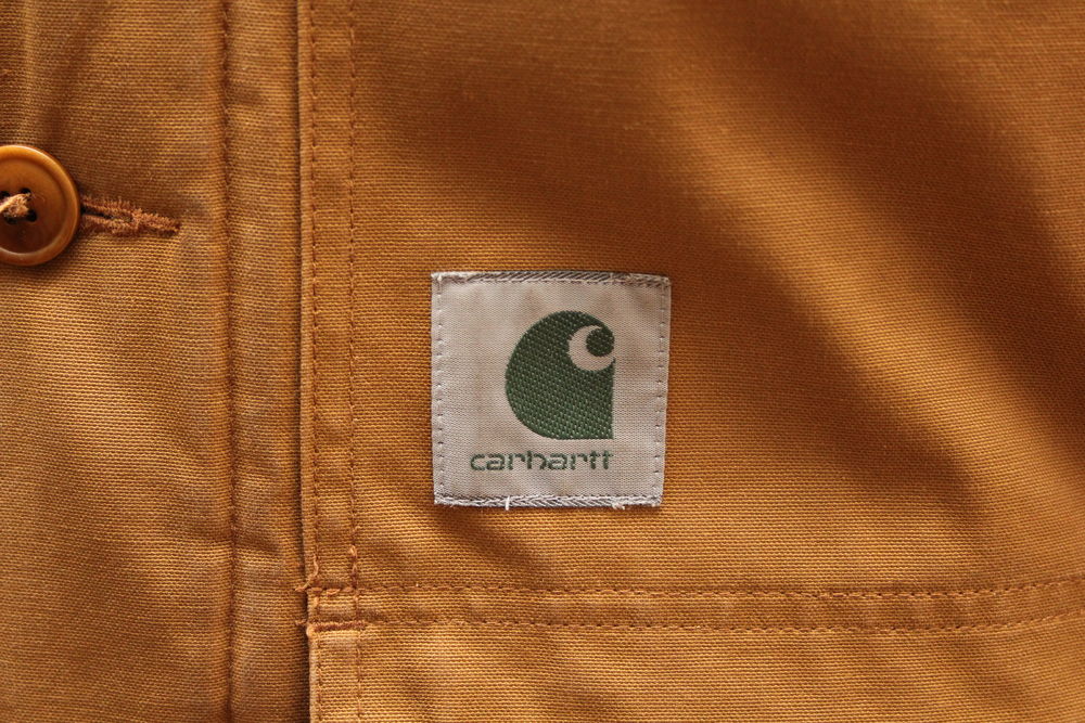 Veste tabac capuche CARHARTT 
Taille S Vêtements