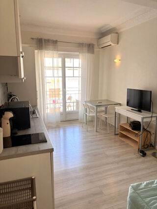  Appartement à louer 1 pièce 20 m²
