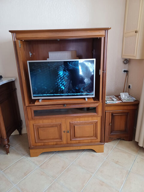 Meuble TV en bois massif avec plateau tournant 100 Favires (77)