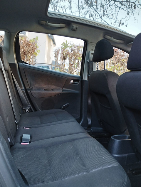 Peugeot 207 sw 1.6 HDi 16V 110ch FAP BLUE LION Premium