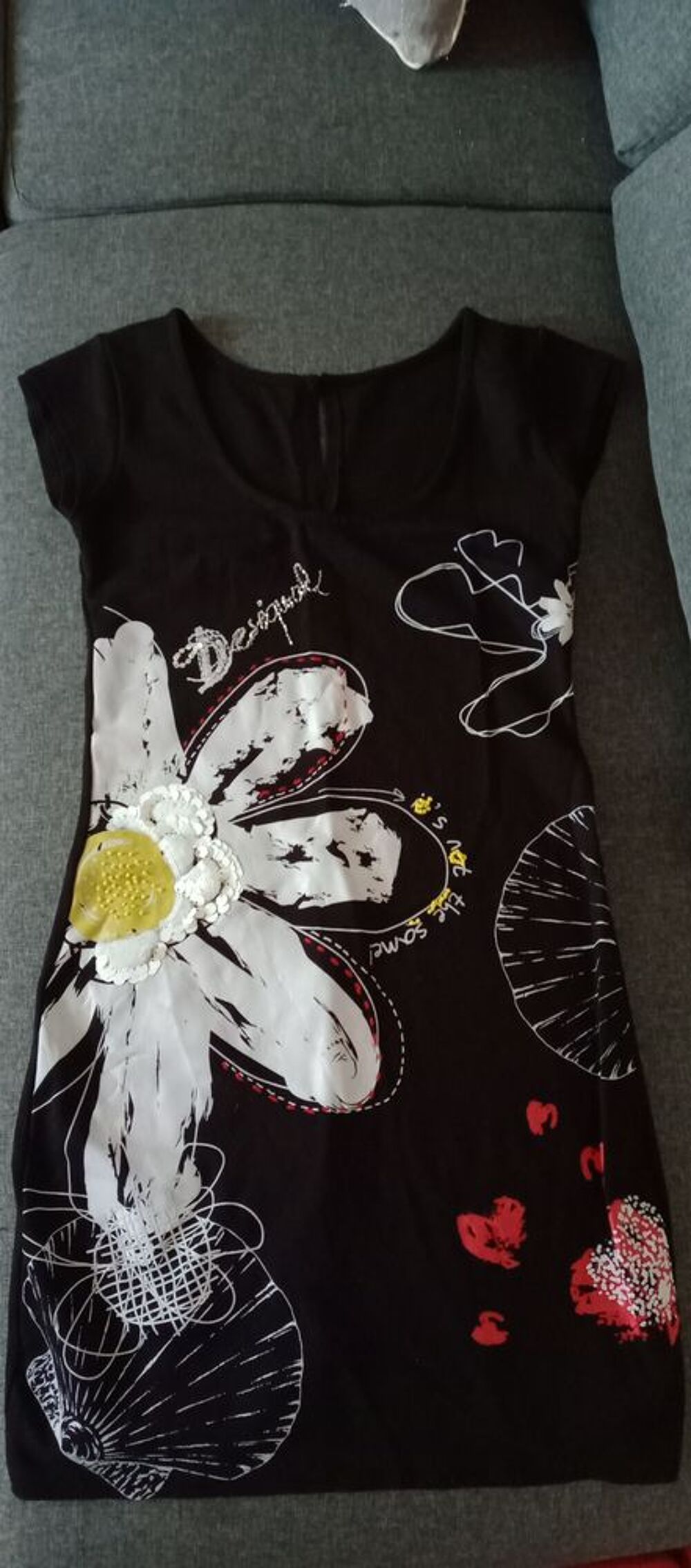 Superbe robe Desigual automne hiver comme neuve Vêtements