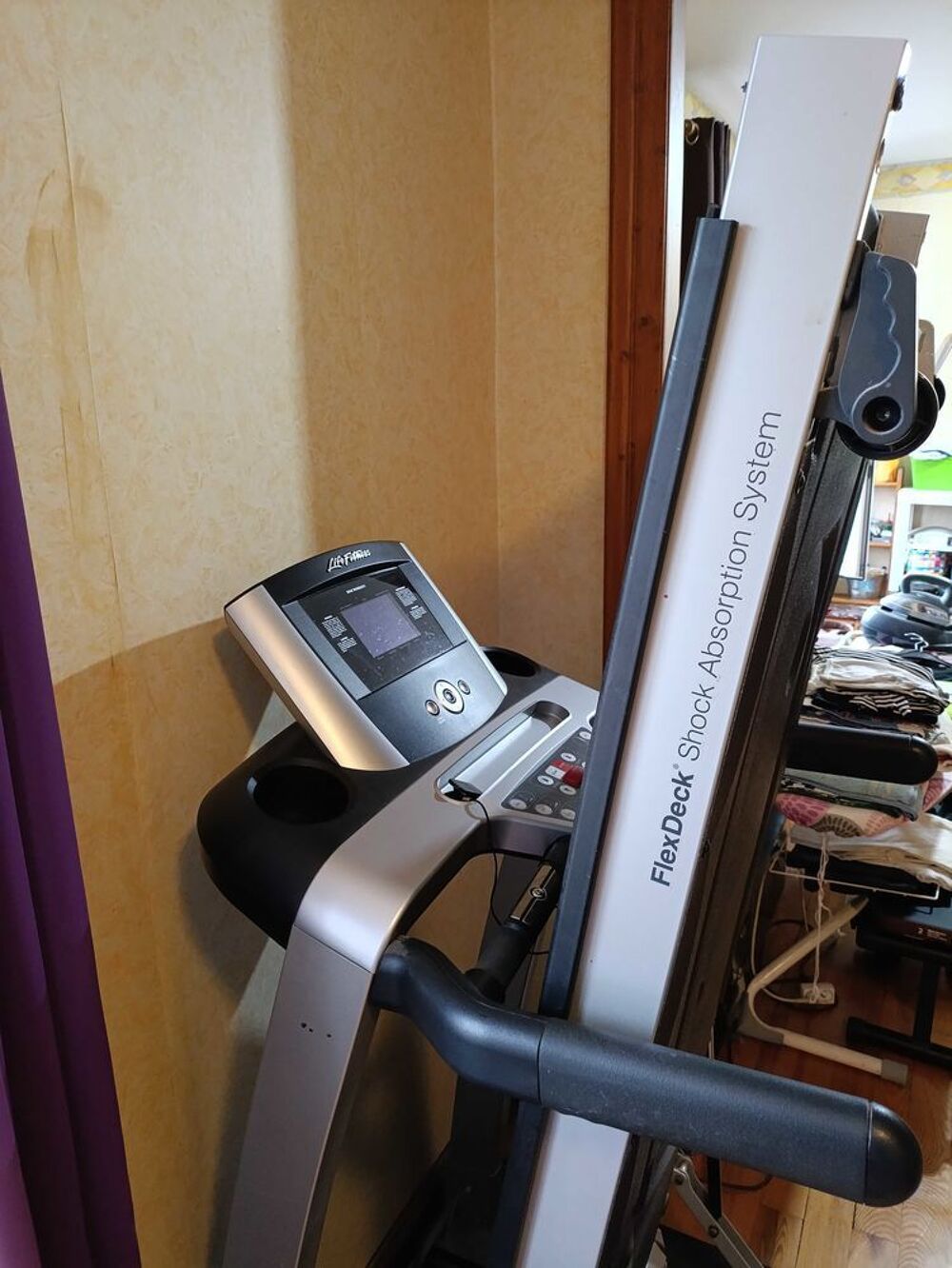 Life Fitness F3 semi professionnel avec absorption de choc Sports