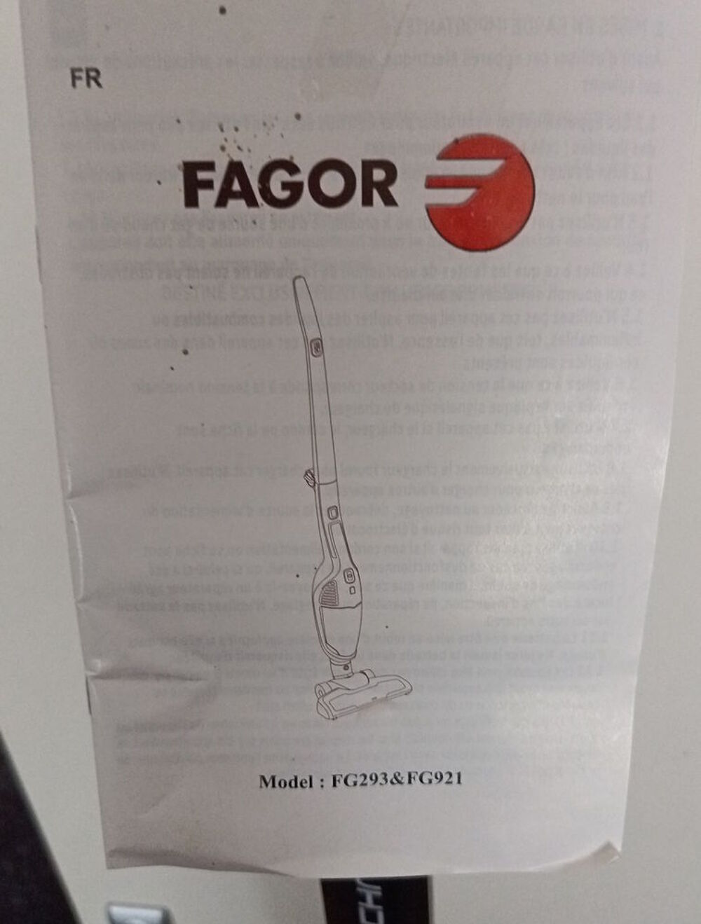 Aspirateur FAGOR mod&egrave;le FG293 Electroménager