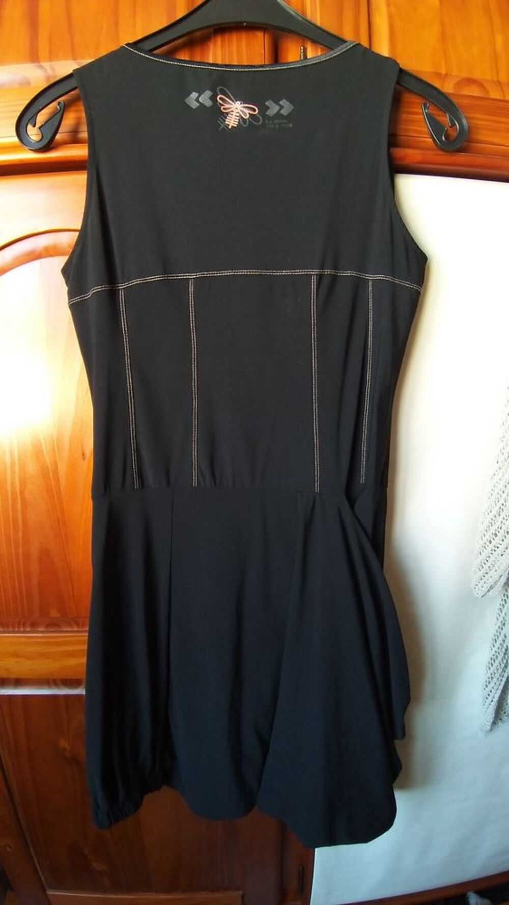 robe noire style gothique Vêtements