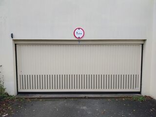  Parking / Garage à louer 11 m² Bordeaux