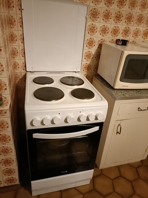 cuisinire  toute lectrique 300 Vals-les-Bains (07)