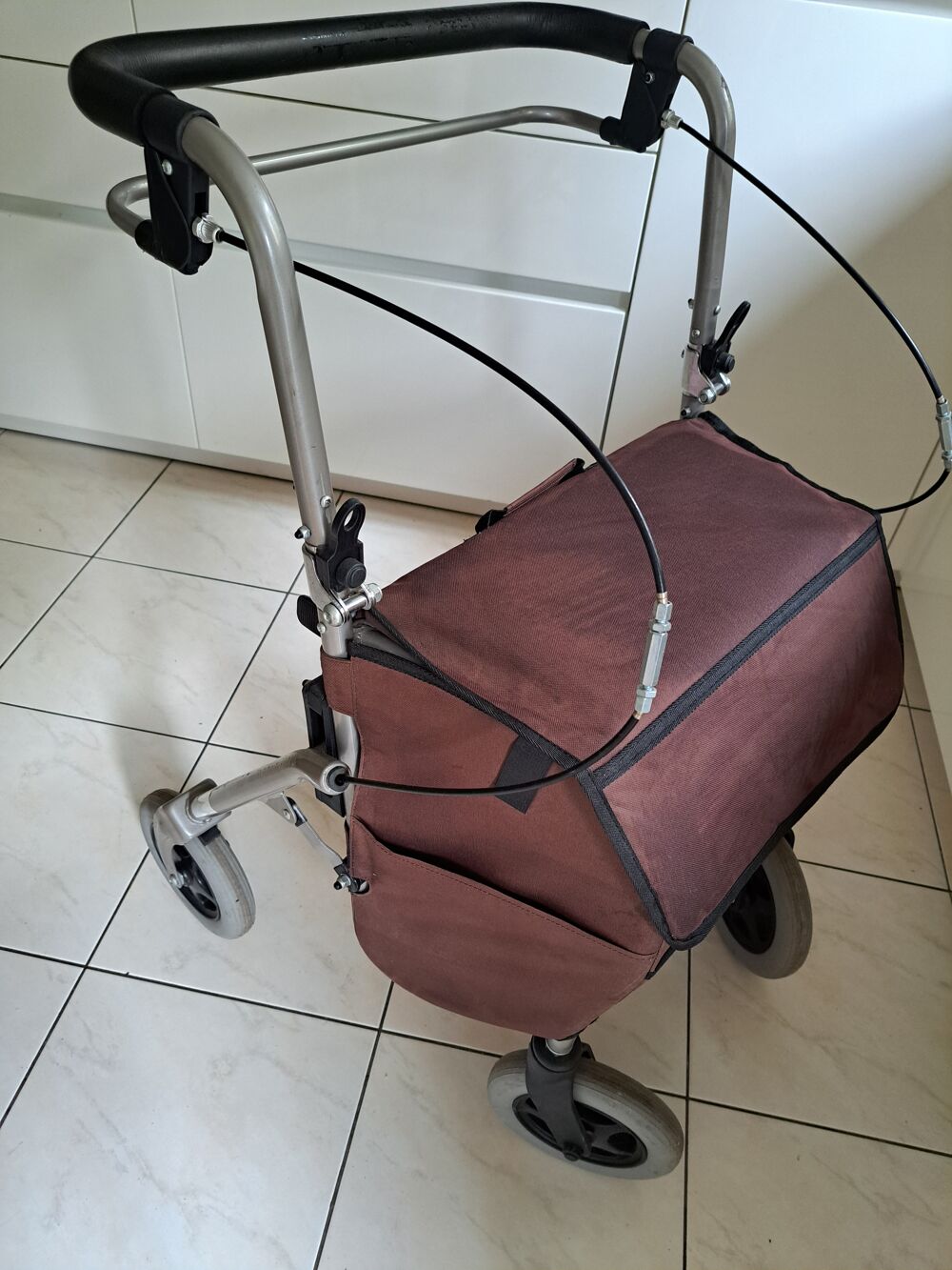 D&eacute;ambulateur caddie Cuisine