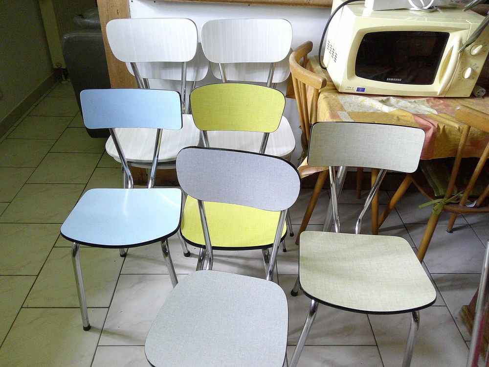 chaises tables et tabourets en formica Meubles