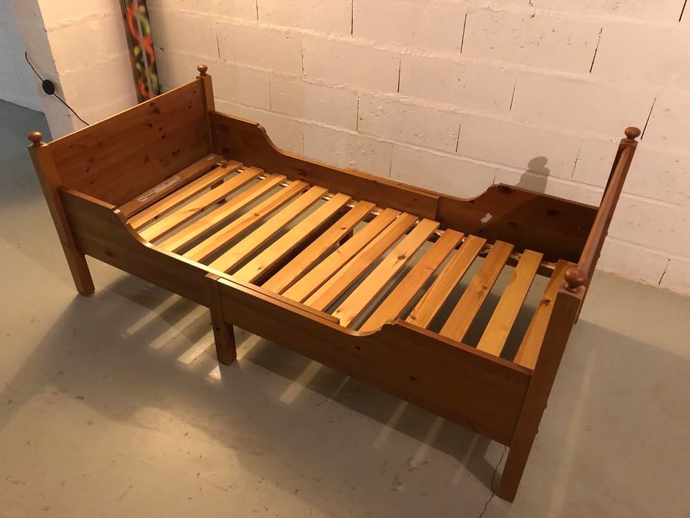 Lit et sommier &agrave; lattes IKEA &eacute;volutifs de 1.2 m &agrave; 2 m Mobilier enfants