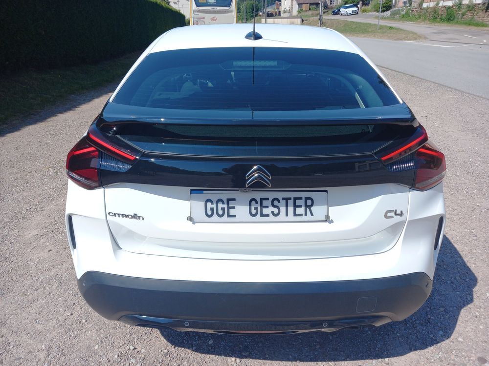 C4 STE 1.5 BLUEHDI 110 FEEL NAV BUSINESS GPS 2 PLACES 42064 KMS 2021 occasion 88220 Urim&eacute;nil