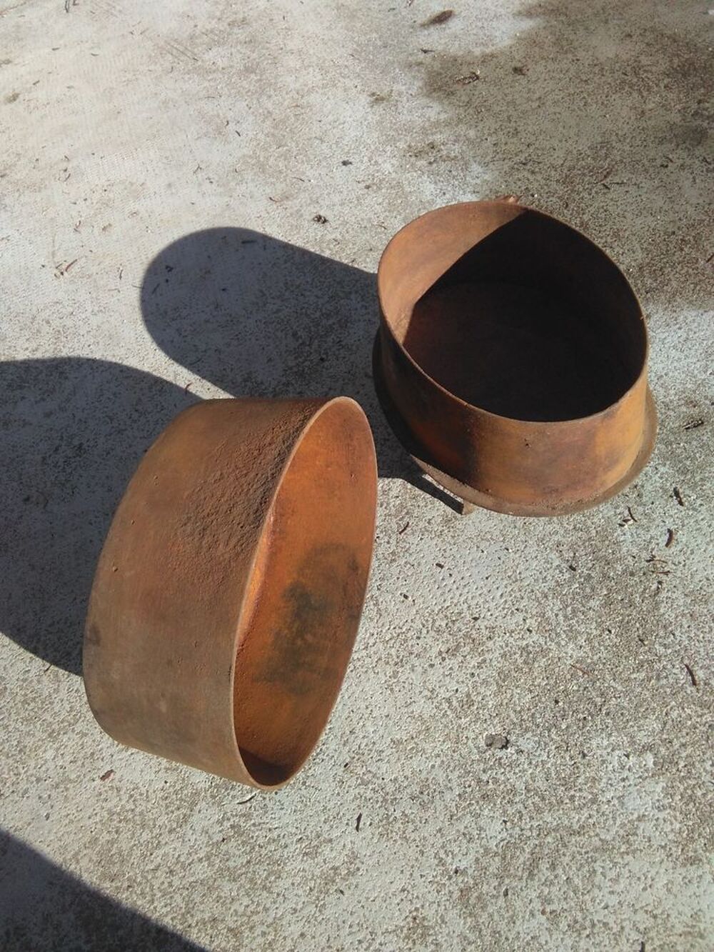cocotte en fonte avec pied Décoration