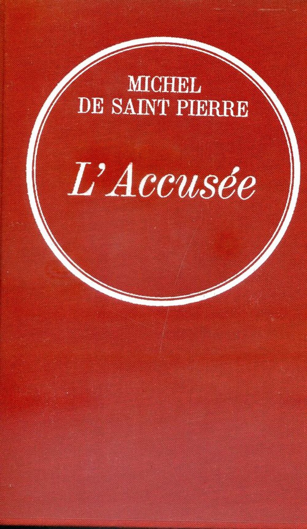 L'ACCUS&Eacute;E Livres et BD