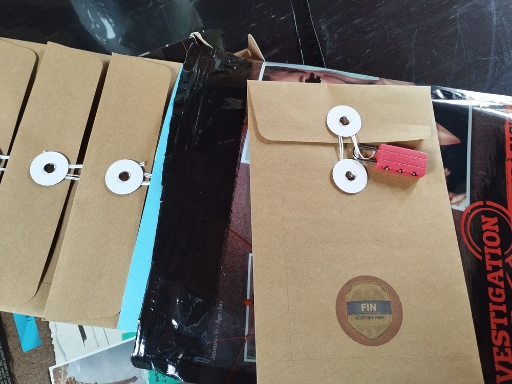 Jeu escape meurtre &agrave; Paris Jeux / jouets