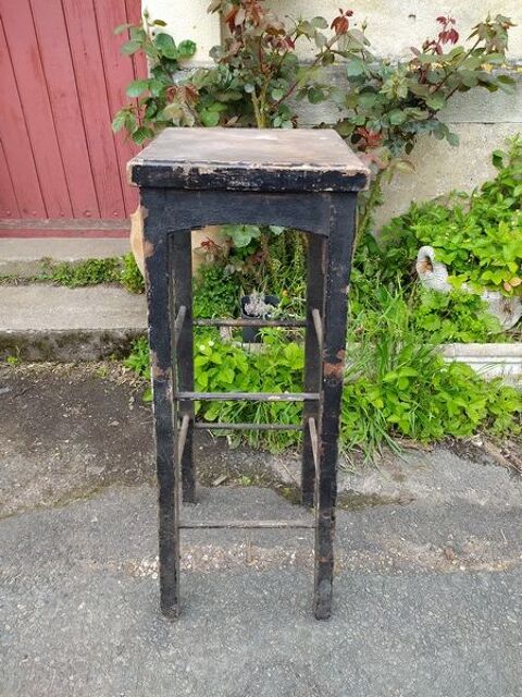 Ancien Tabouret d'Usine ou Sellette d'Atelier Métal Bois 50 Loches (37)