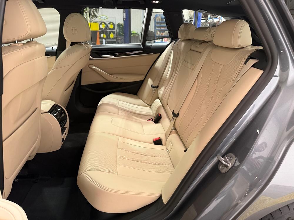 S&eacute;rie 5 Touring 518d TwinPower Turbo 150 ch BVA8 Lounge 2021 occasion 31100 Toulouse