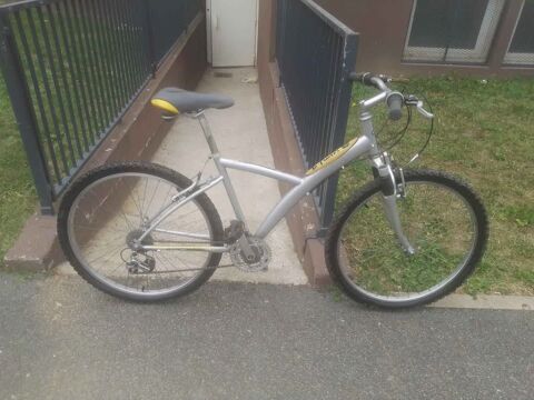 vtt btwin 90 Soissons (02)